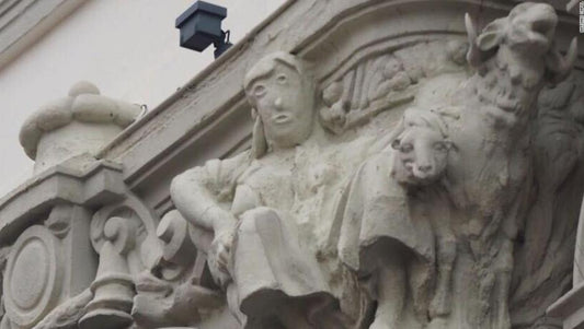 «Parece un dibujo animado»: la última restauración de arte fallida que hace el ridículo en España.