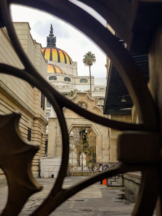 Detrás de la puerta