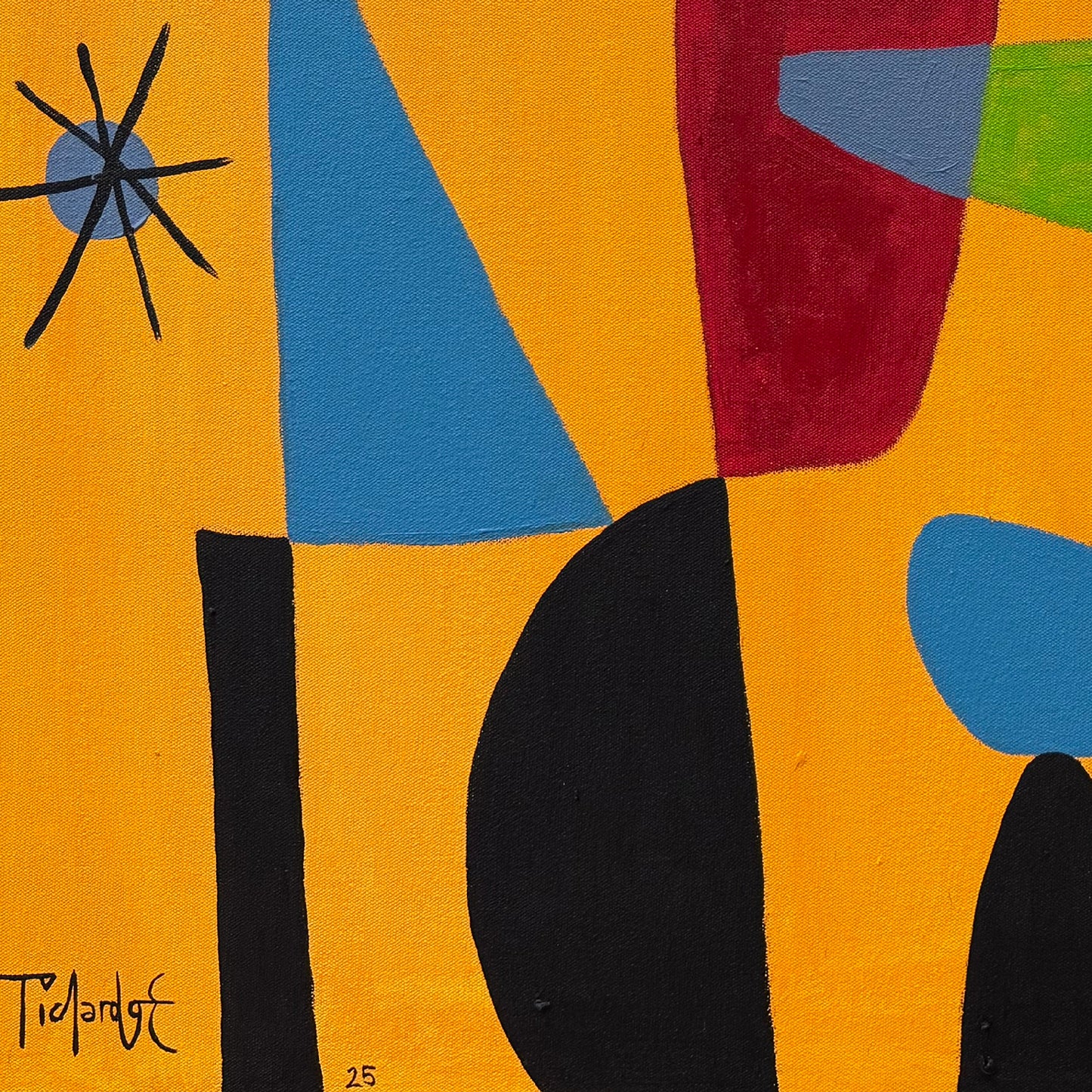 Composición en fondo amarillo