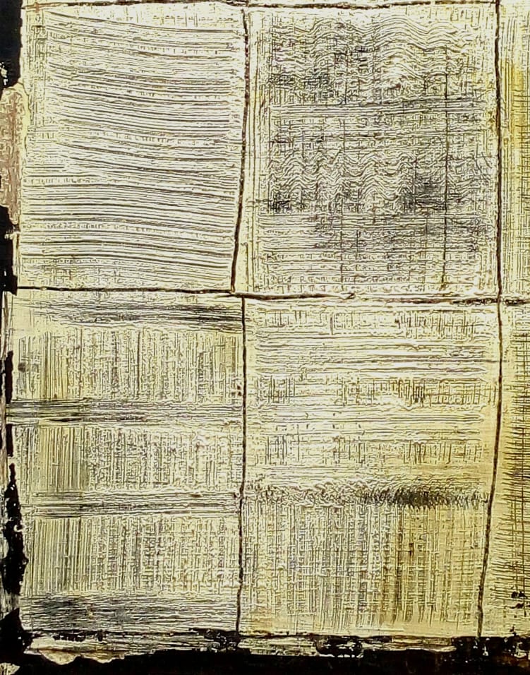 "Huellas escritas" evoca memorias y emociones a través de texturas y trazos que simulan escritura. Es un diario visual donde cada marca sugiere una historia íntima sin palabras.