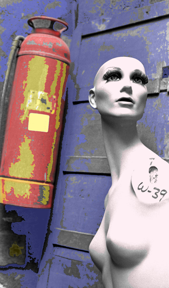 WOMAN 39