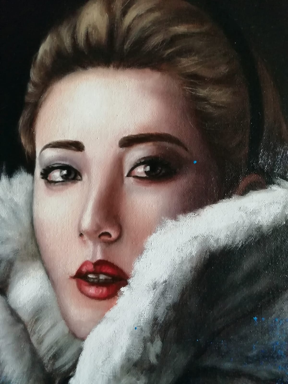 MUJER CON ABRIGO DE MINK