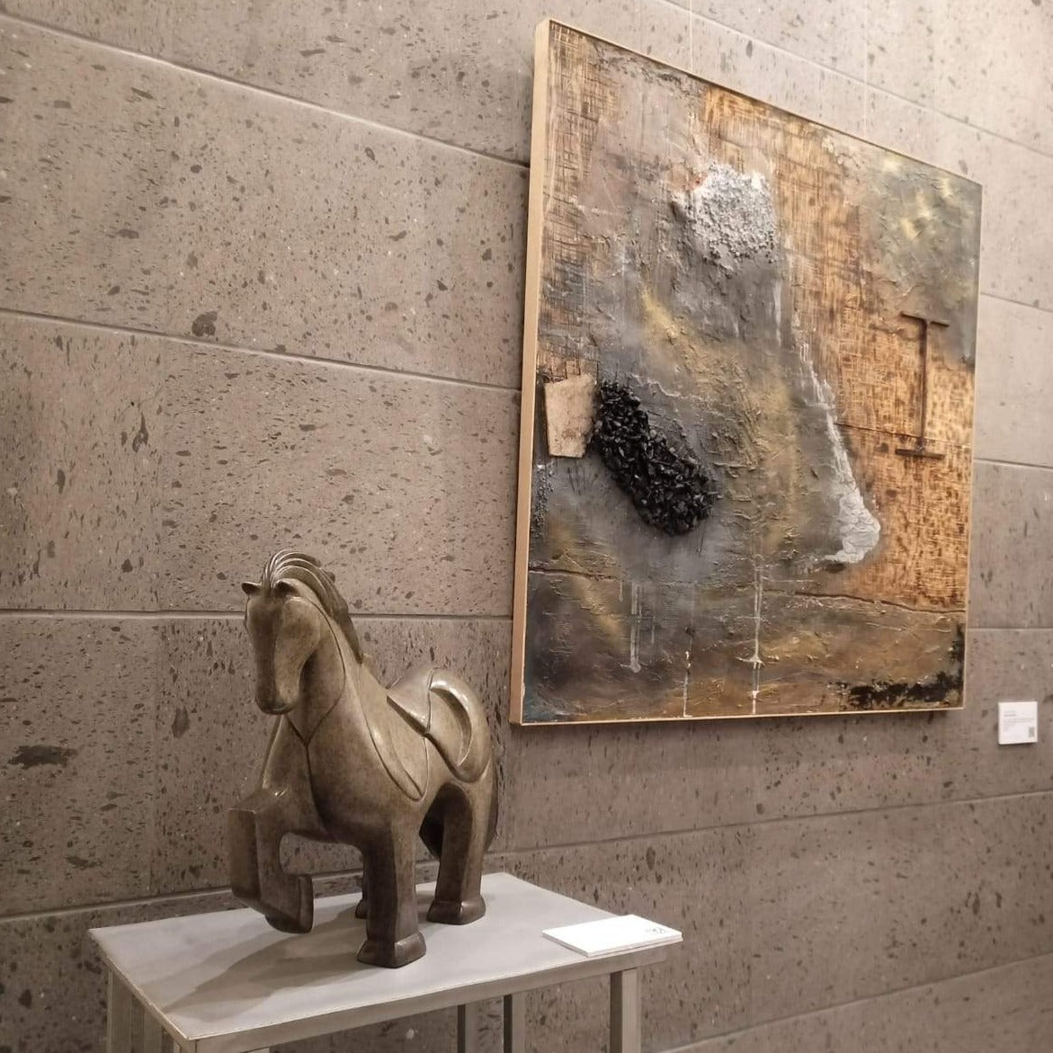 EQUUS