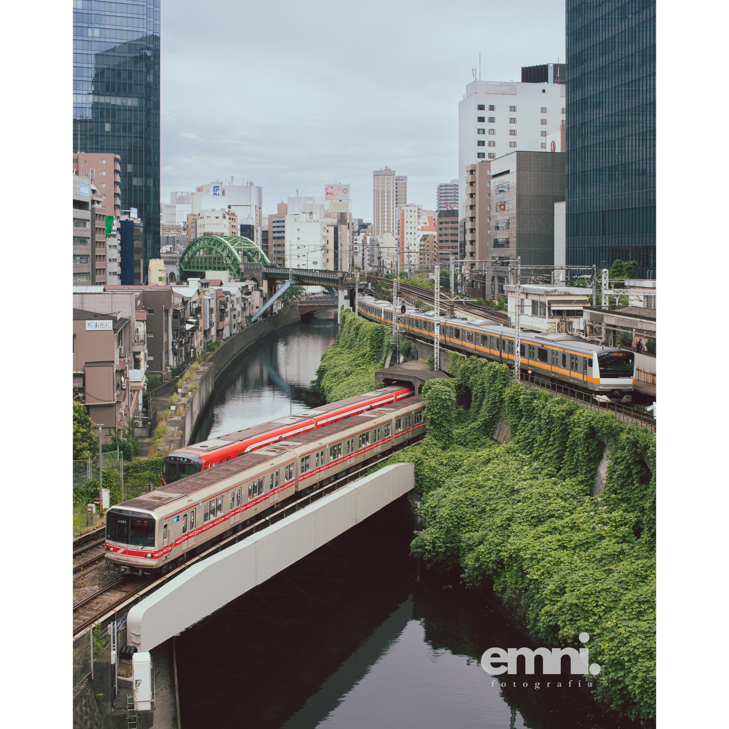 Tokio - Los 5 Trenes de Suzume