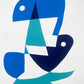 Personaje azul en fondo blanco