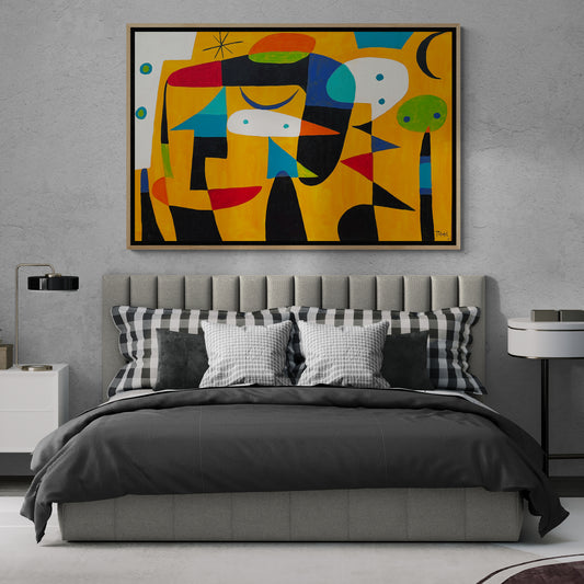 Personajes en fondo amarillo