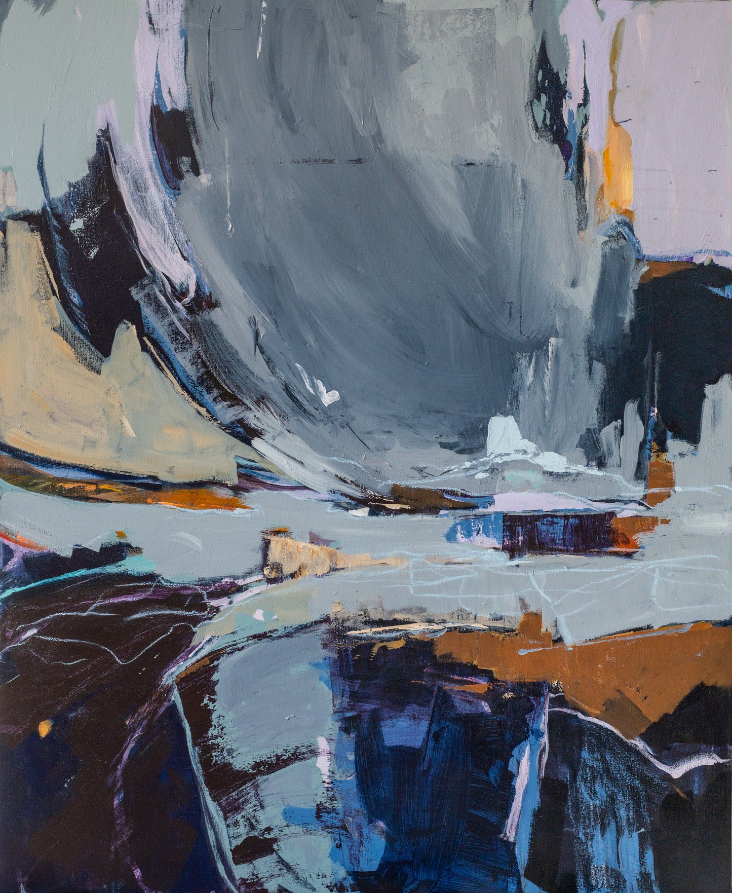 El cielo de nubes moradas