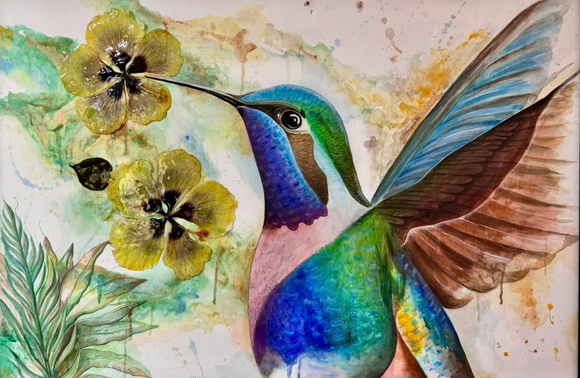 Colibrí alimentandose
