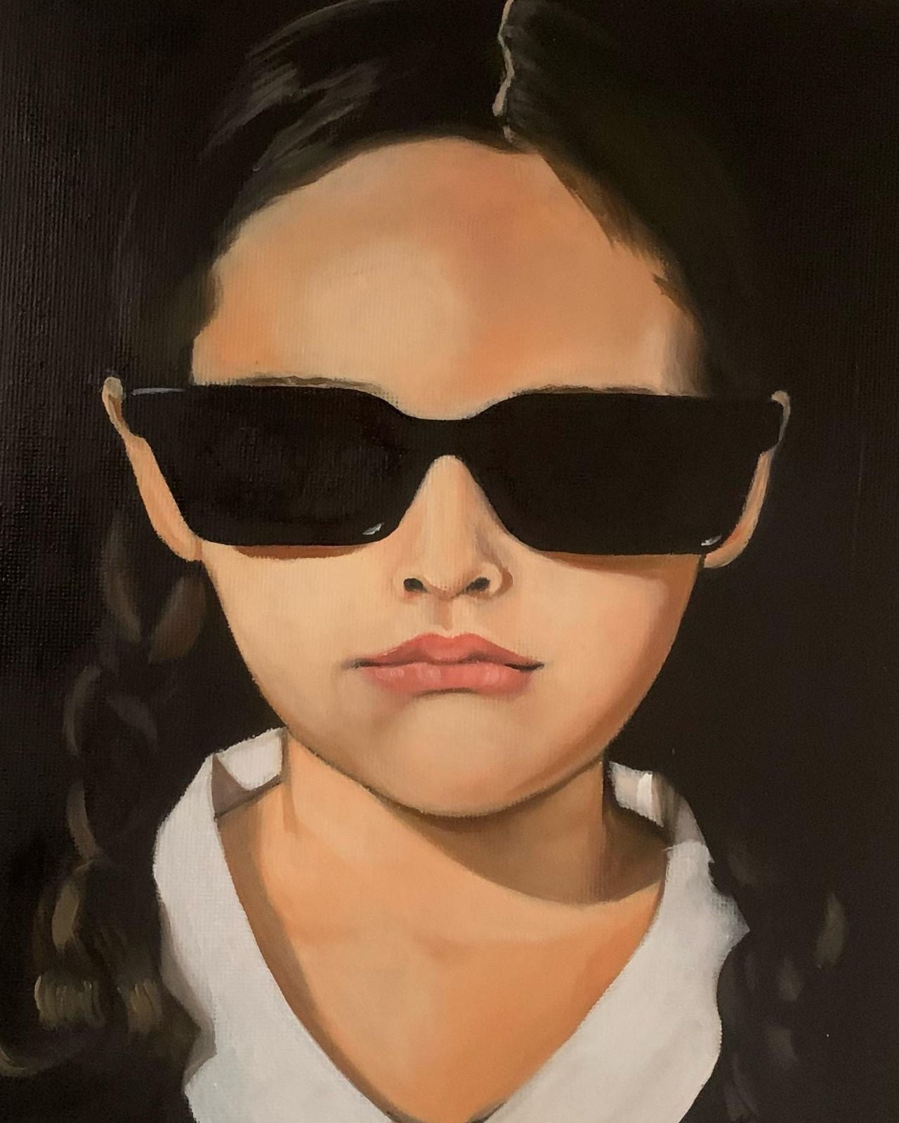 Niña de las gafas