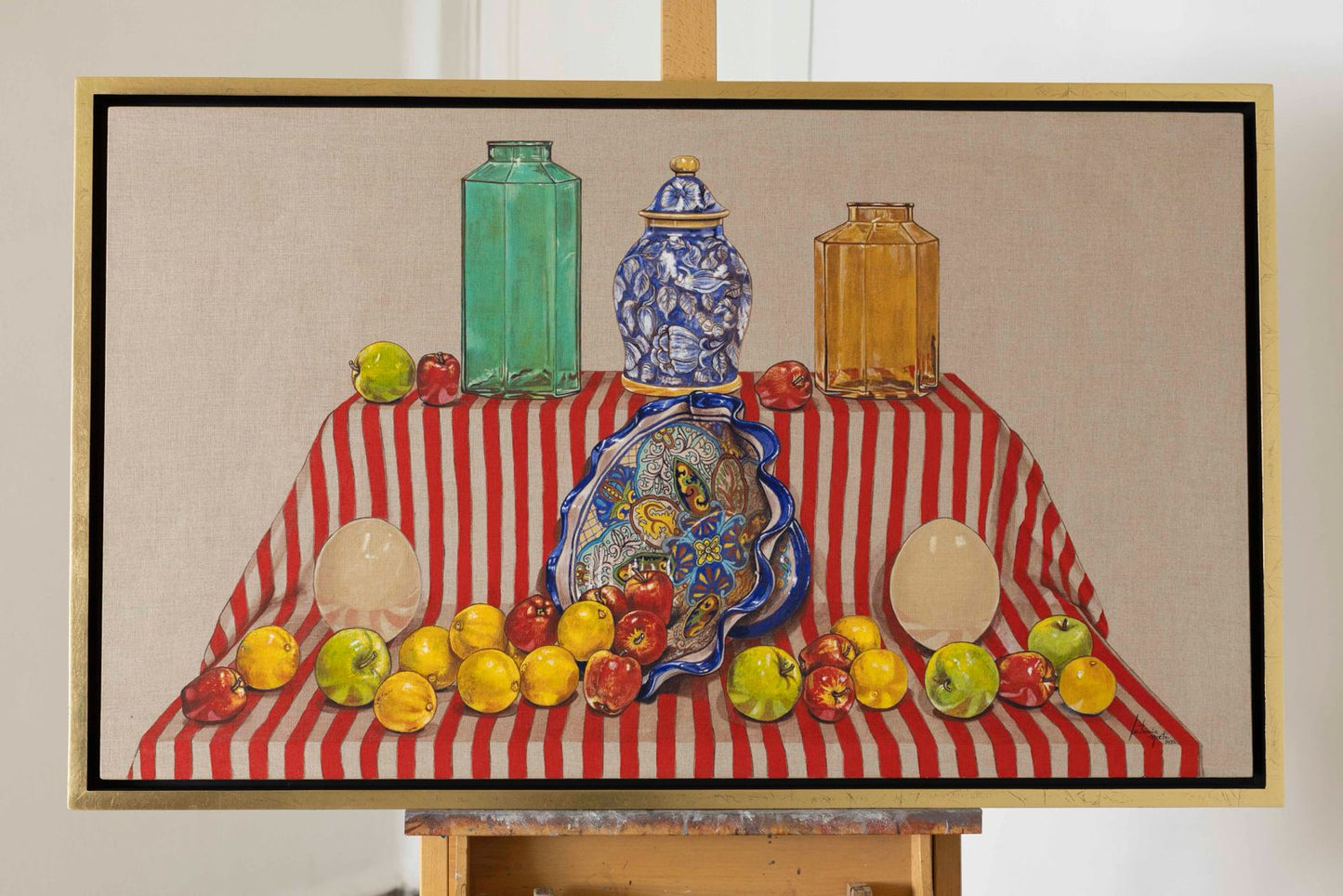 Naturaleza muerta con huevos de avestruz