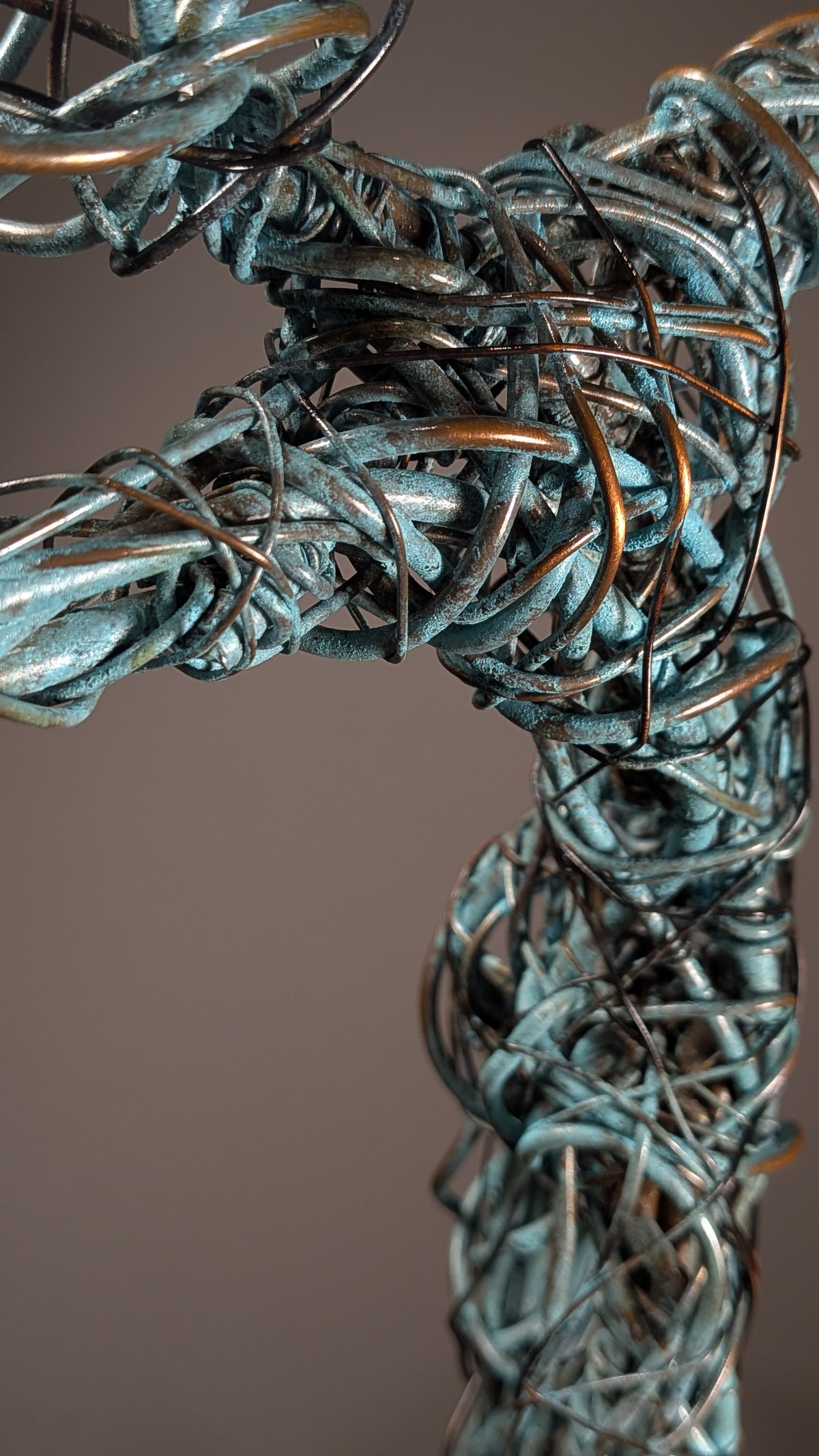 Escultura de cobre - Más allá de la cima