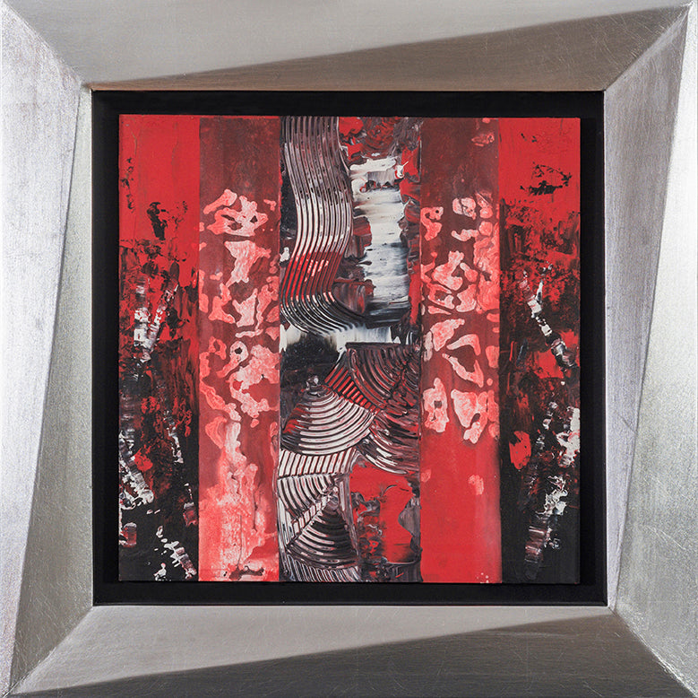 Lienzo abstracto geométrico en rojo y negro enmarcado en una estructura plateada angular - Cuadro moderno - Impenetrable
