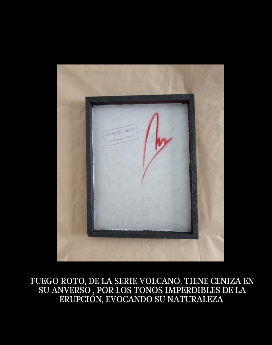 Pintura abstracta fluida en tonos magenta y plata con líneas doradas en relieve - Arte Contemporáneo - Fuego roto