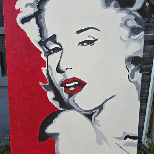 Marilyn Red